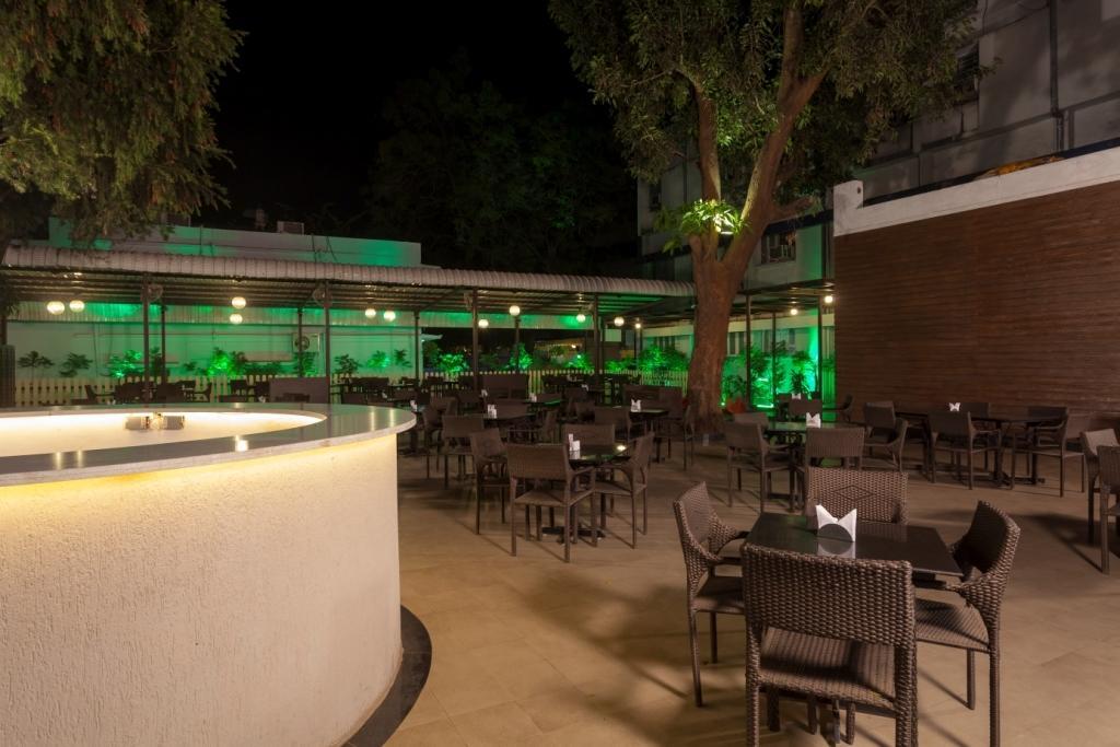 Hotel Tourist, Colhapur Exterior foto