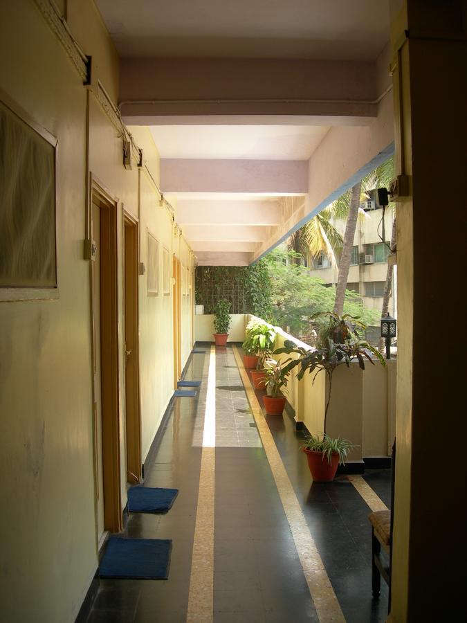 Hotel Tourist, Colhapur Exterior foto