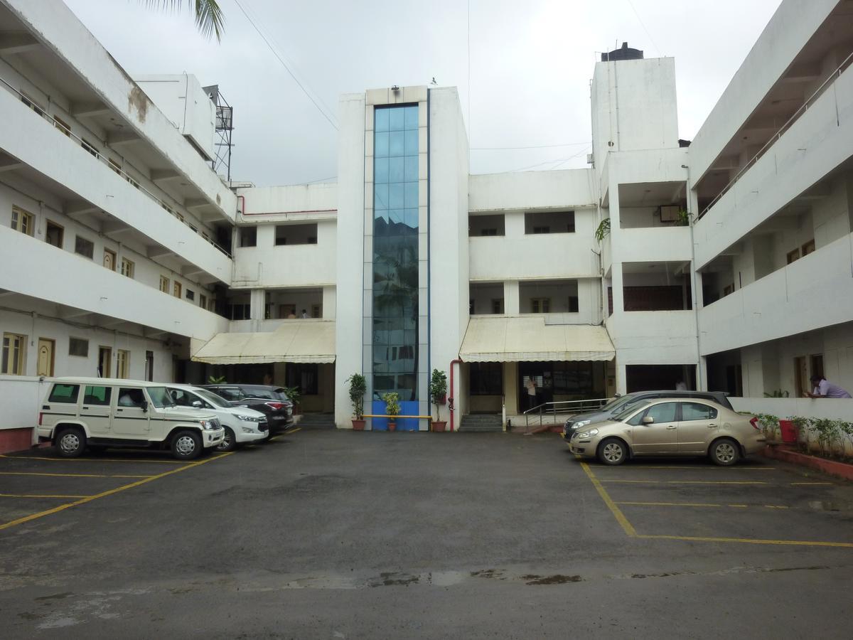 Hotel Tourist, Colhapur Exterior foto
