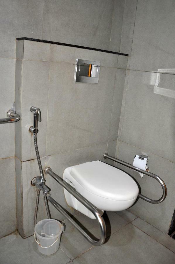Hotel Tourist, Colhapur Exterior foto